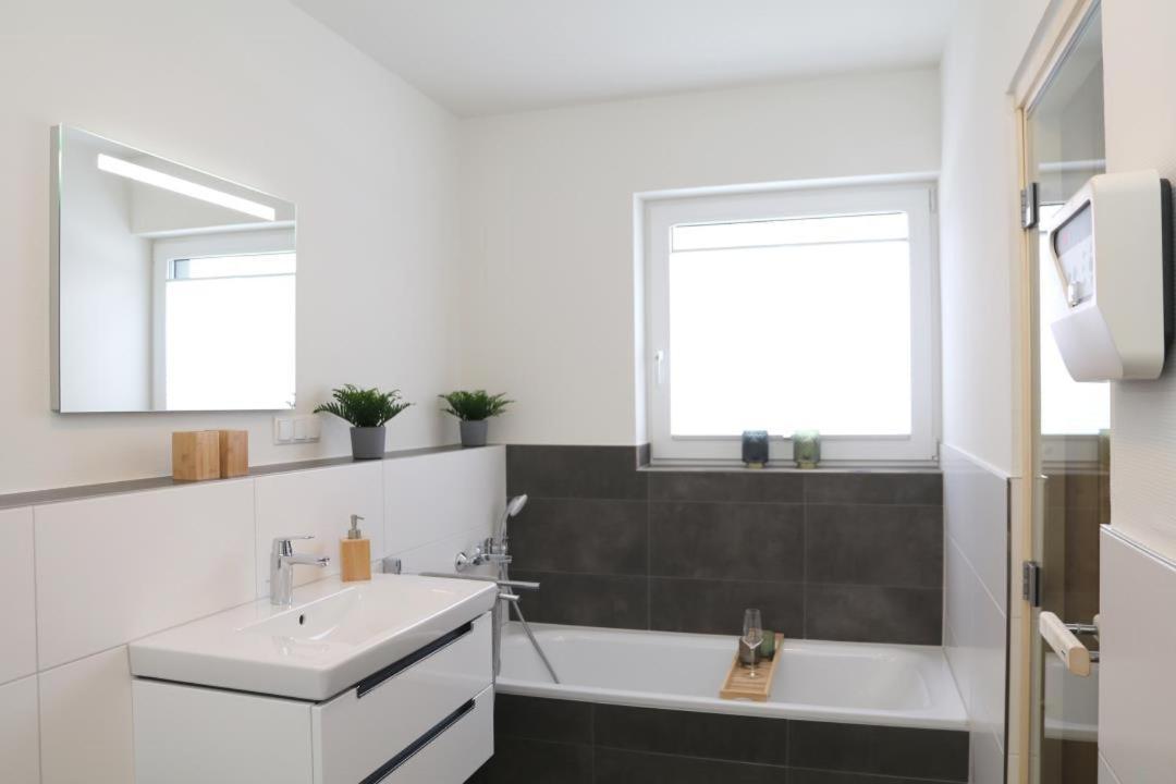 Diemelblick Acht - Ferienhaus Fuer 6 Personen Mit Sauna, Garten Und Dachterrasse Mit Panoramablick Heringhausen Exteriér fotografie